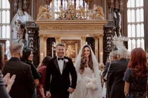 邮报：吉文与女友订婚12年后结婚，靠新娘关系在皇家教堂办仪式
